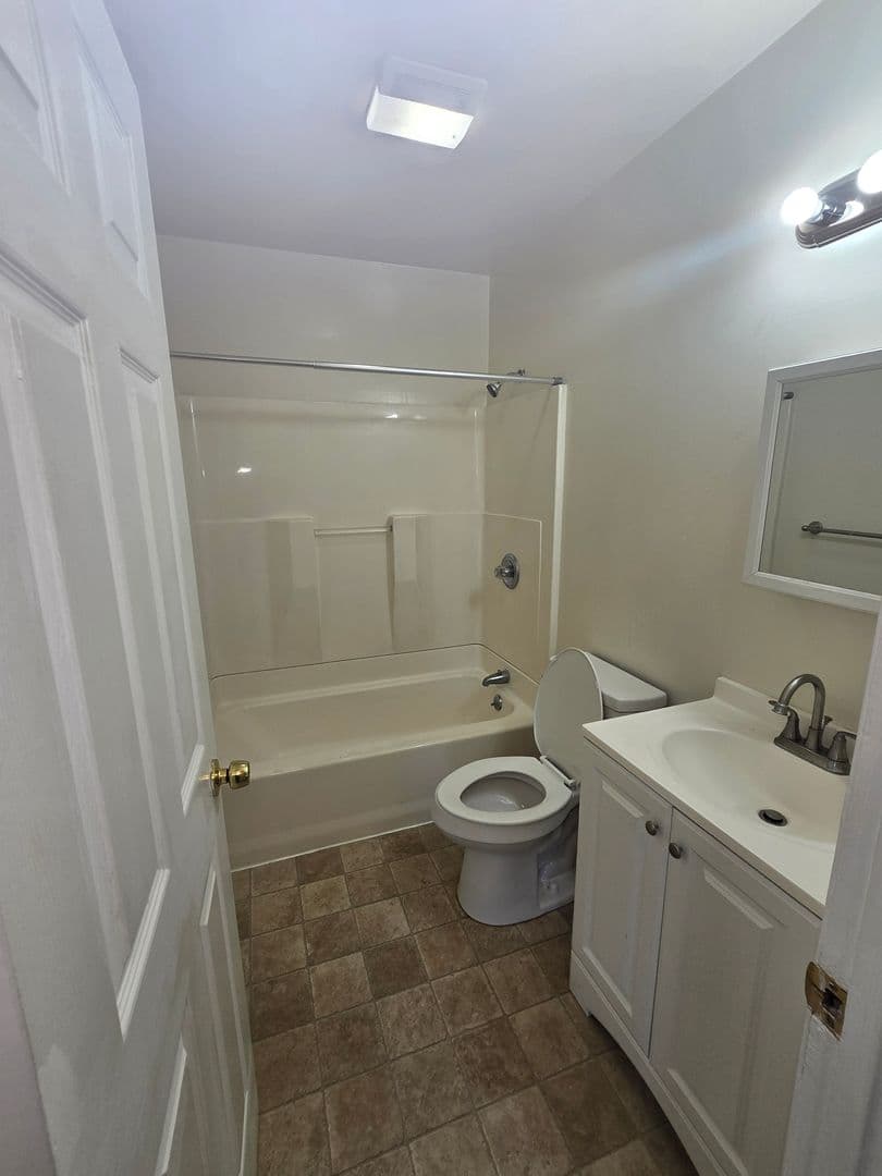 San Pablo Apartment: 2131 Stanton Ave