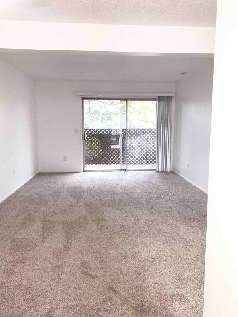 San Rafael Apartment: 550 D Street