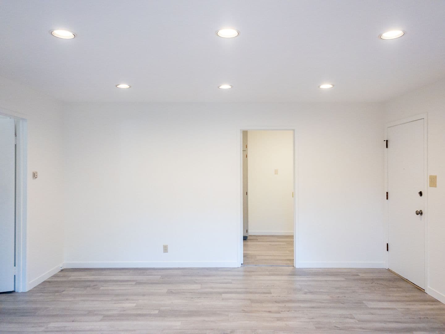 San Anselmo Apartment: 57 Tamalpais Avenue
