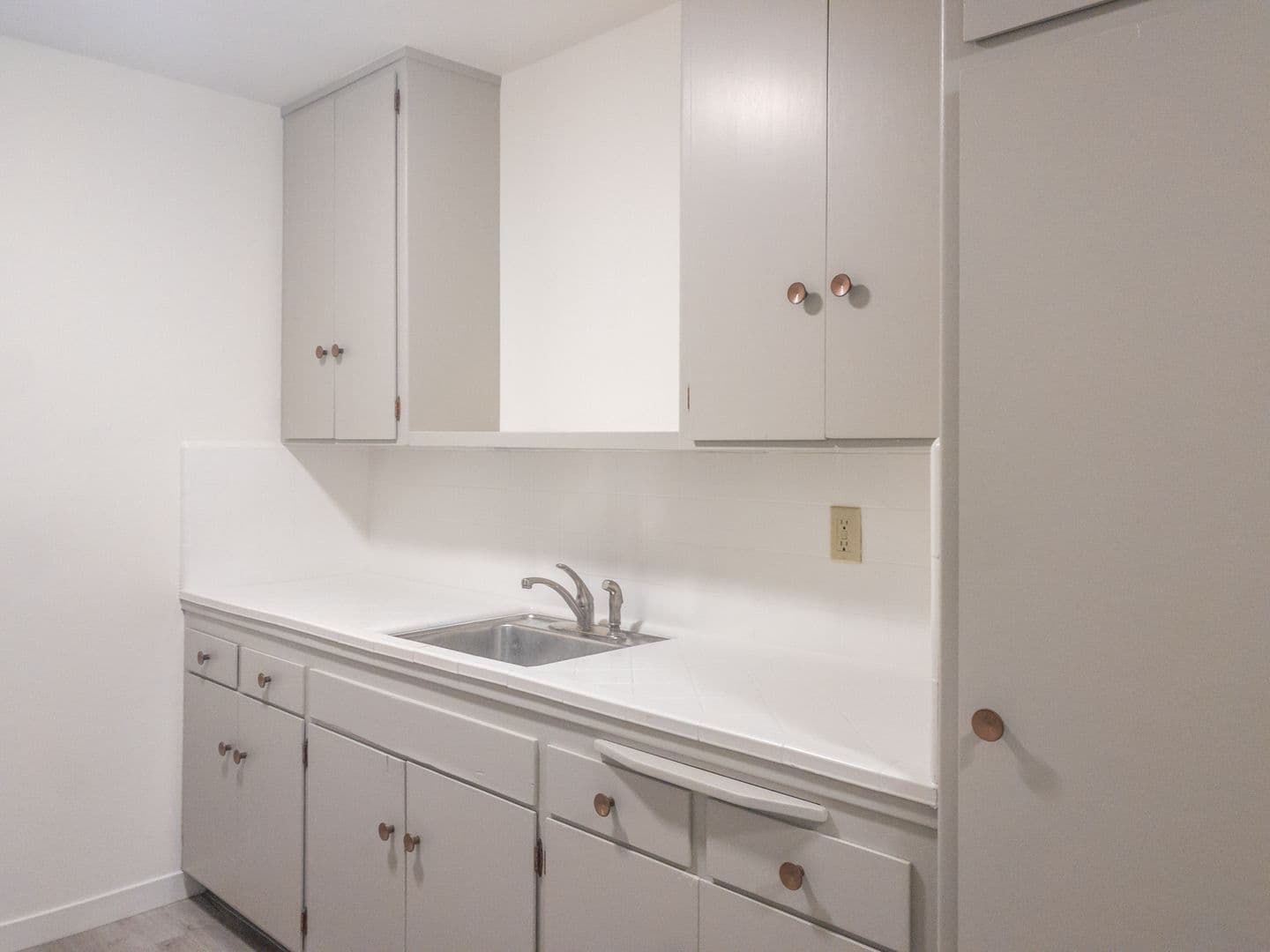 San Anselmo Apartment: 57 Tamalpais Avenue