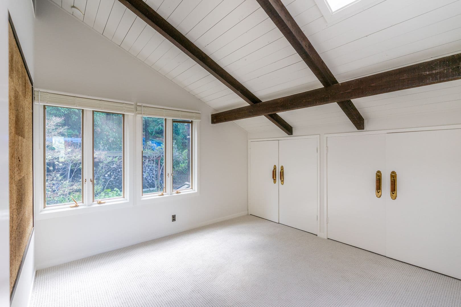 Ross House: 19 Spring Road