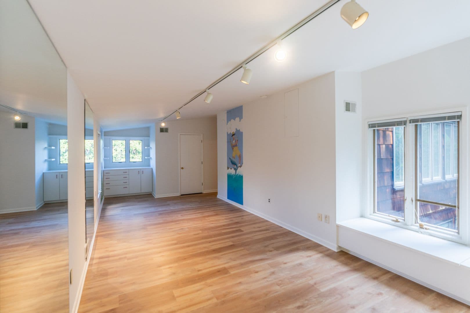 Ross House: 19 Spring Road