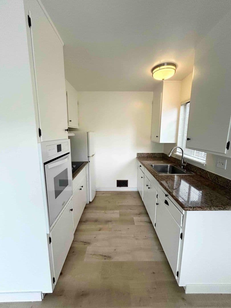 Fairfax Apartment: 2374-2378 Sir Francis Drake Blvd. - 1
