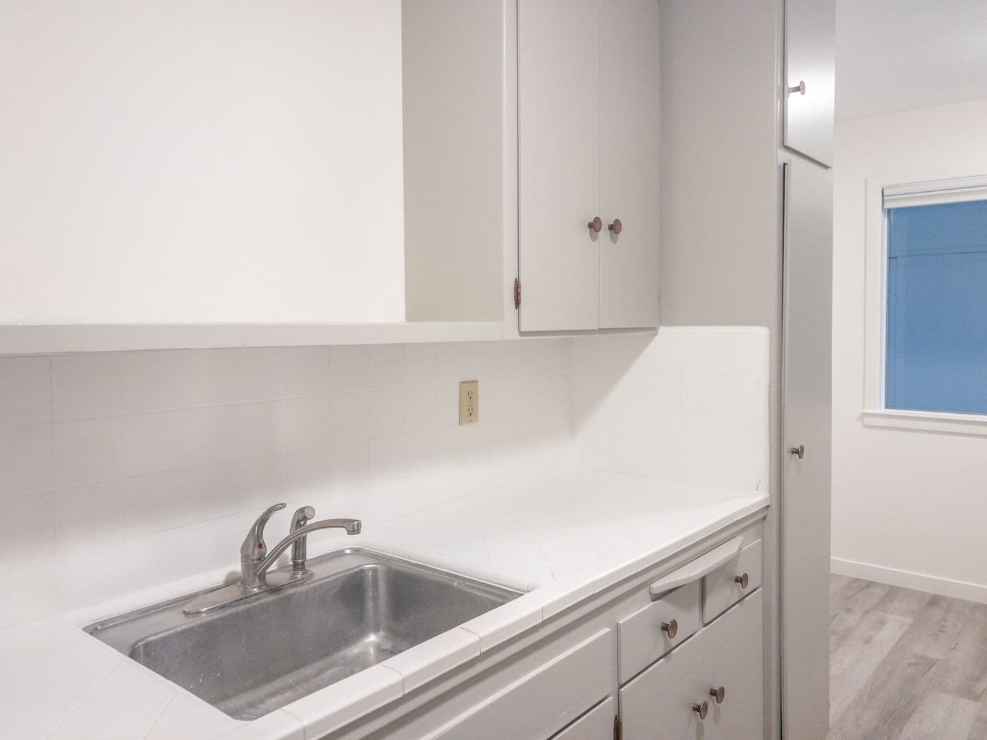 San Anselmo Apartment: 57 Tamalpais Avenue