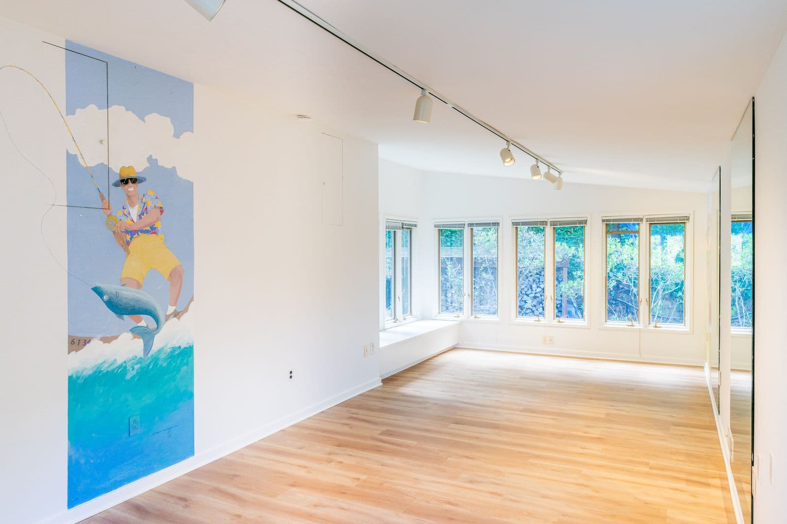 Ross House: 19 Spring Road