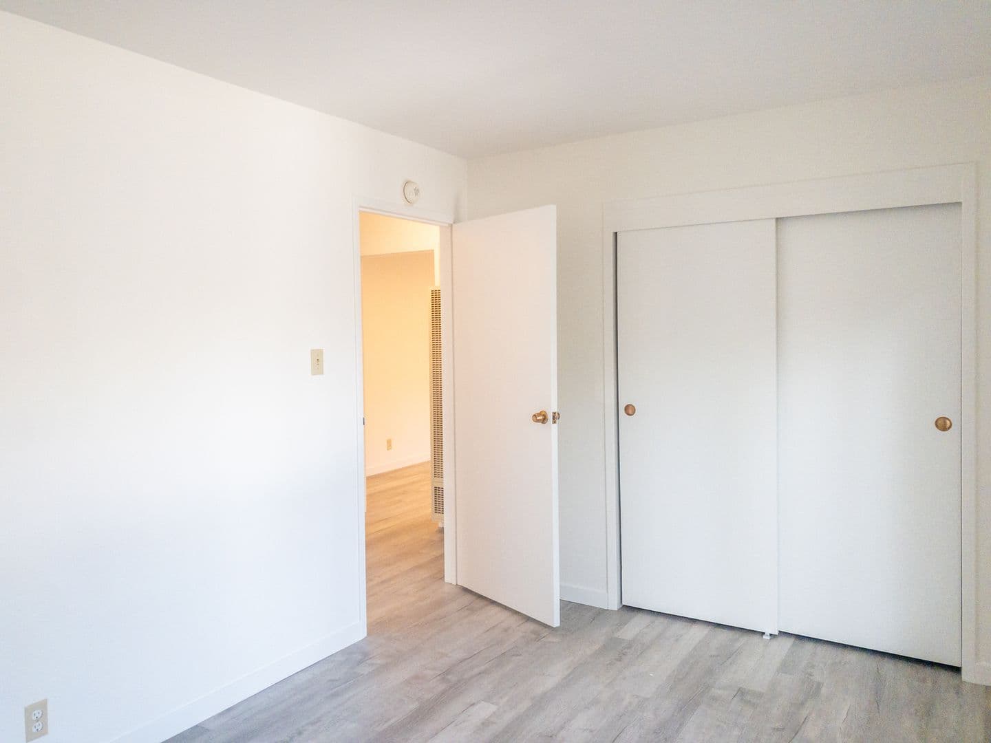 San Anselmo Apartment: 57 Tamalpais Avenue