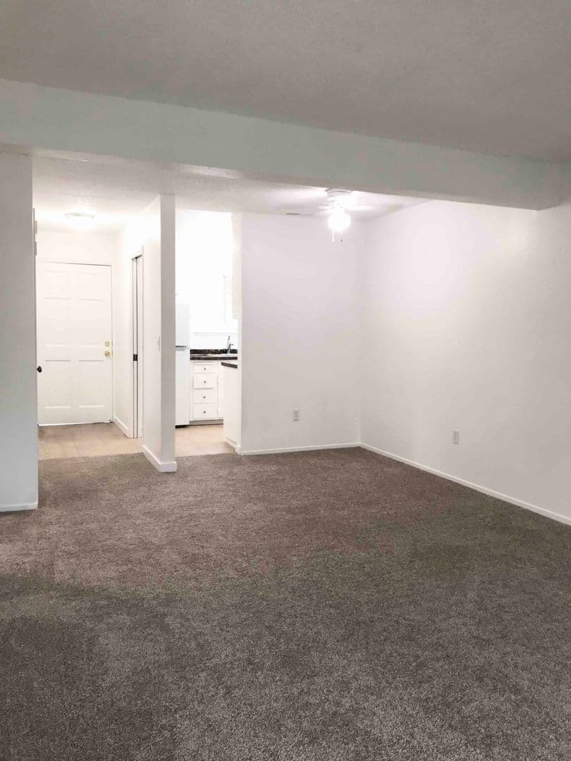 San Rafael Apartment: 550 D Street