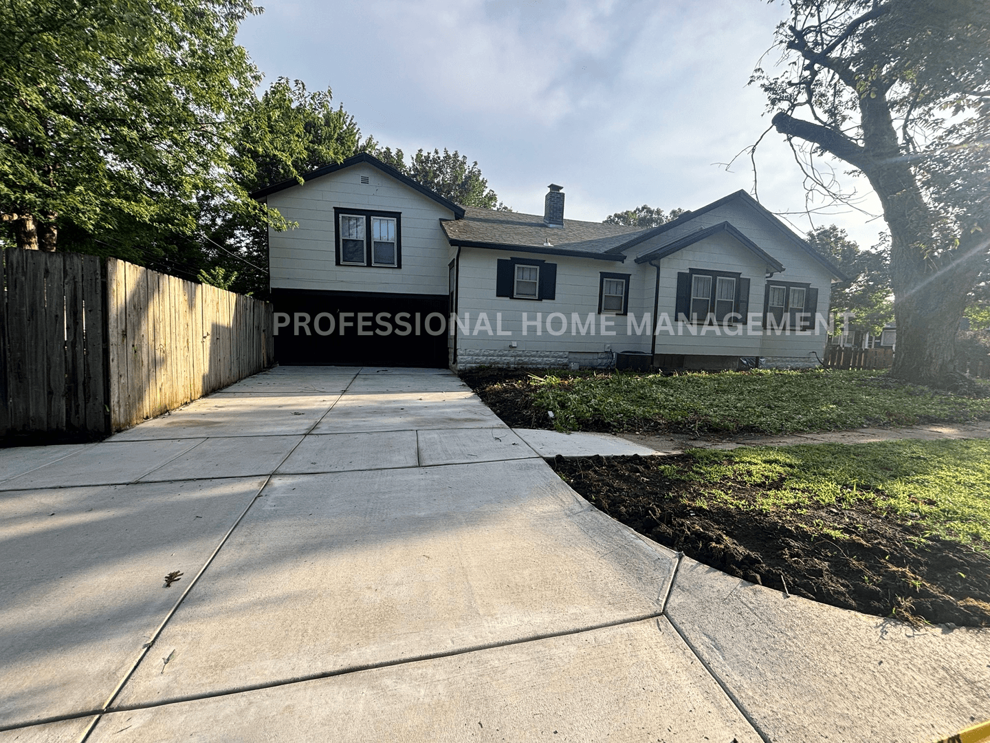 Wichita House: 651 S Spruce St