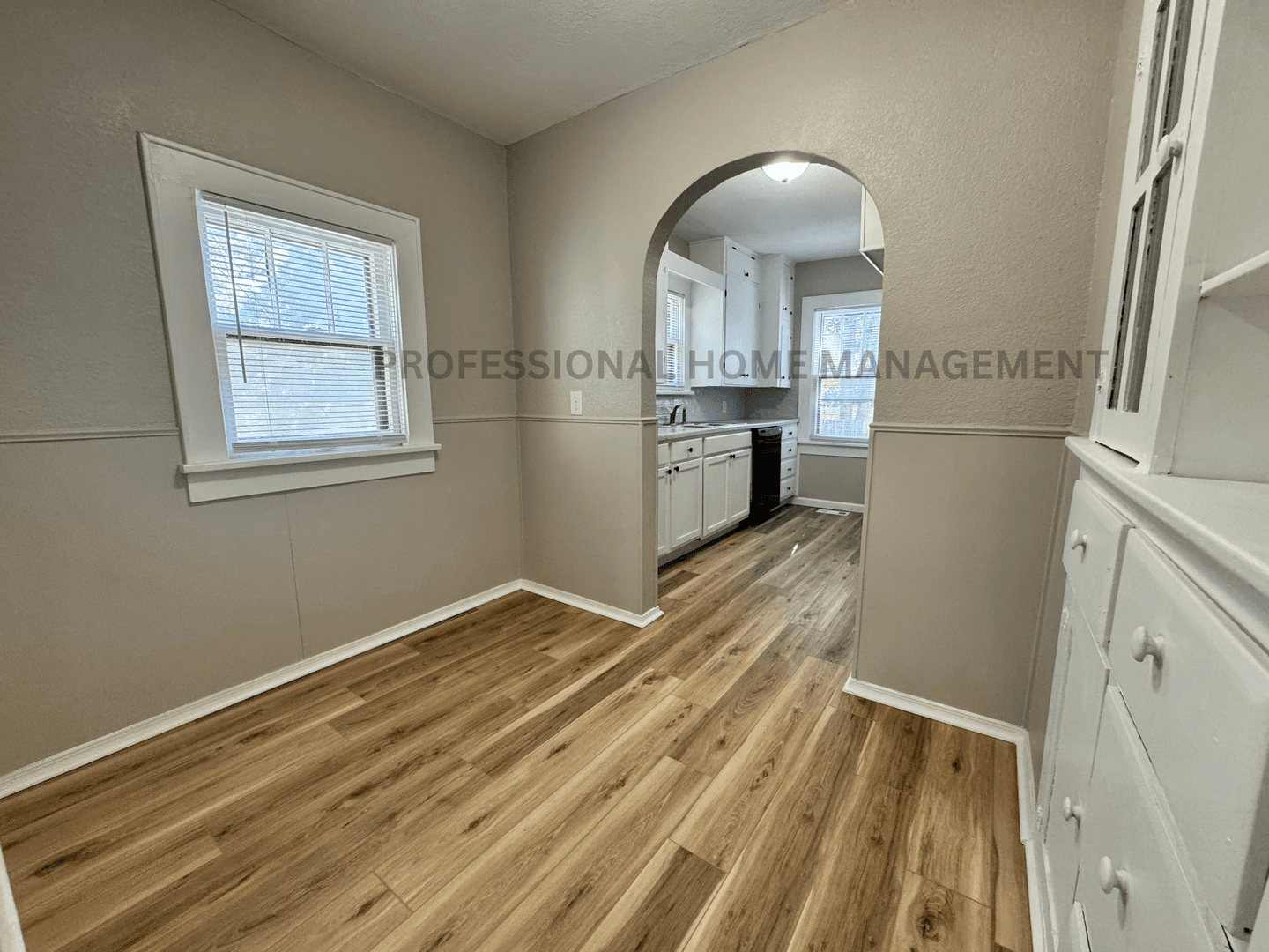 Wichita House: 651 S Spruce St