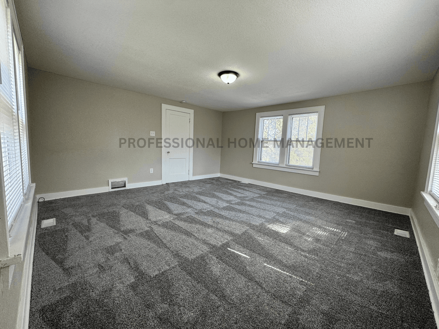 Wichita House: 651 S Spruce St