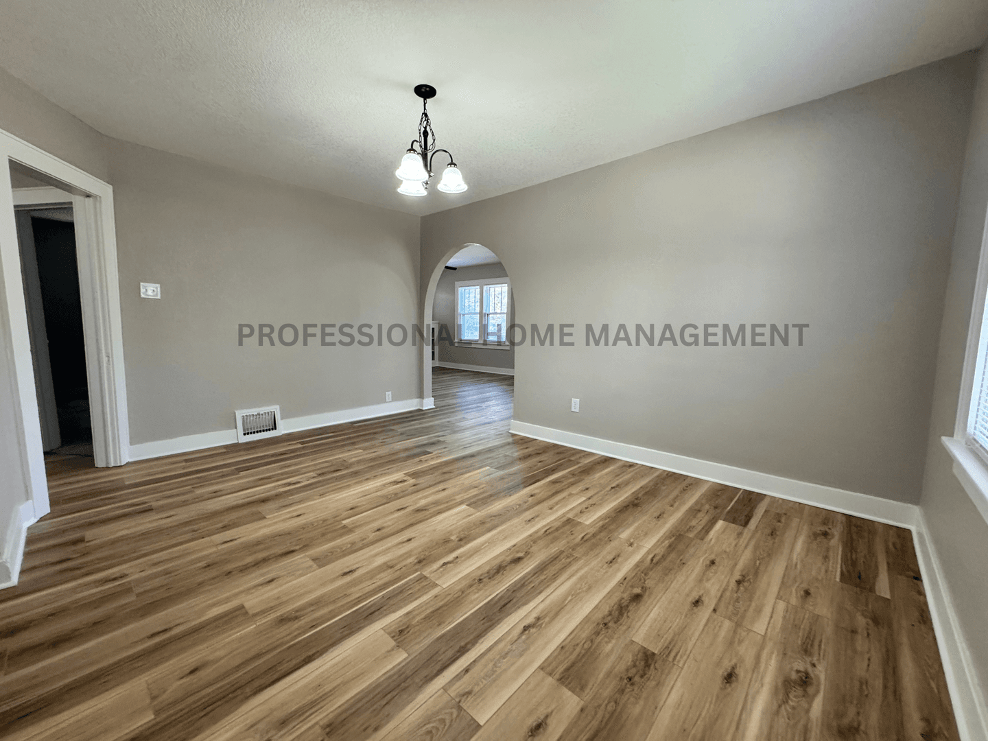 Wichita House: 651 S Spruce St