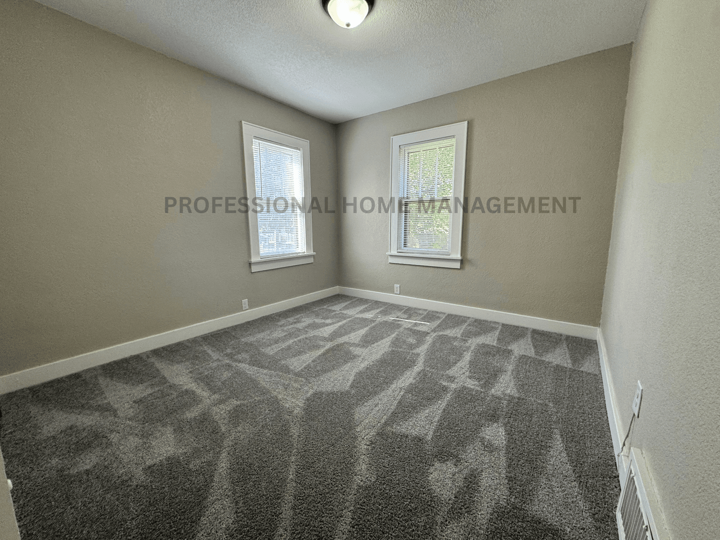 Wichita House: 651 S Spruce St
