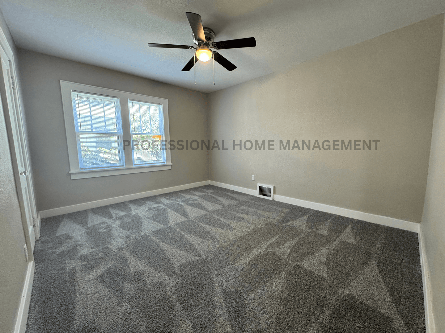 Wichita House: 651 S Spruce St