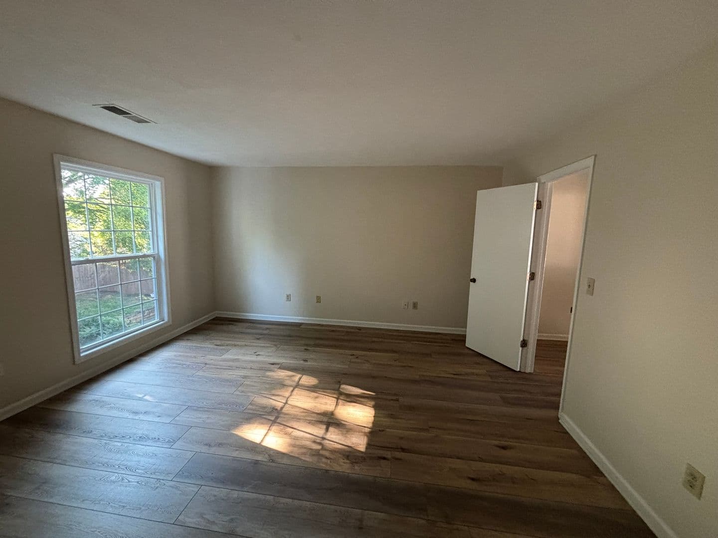 Smyrna Townhome: 1011 Windy Oaks Ct