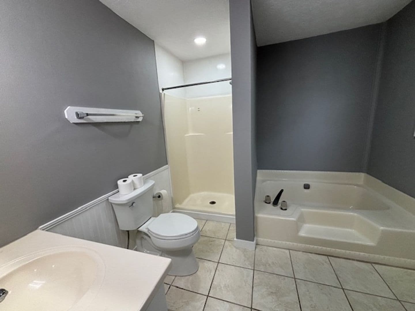 Austell Apartment: 4483 Wesley Way