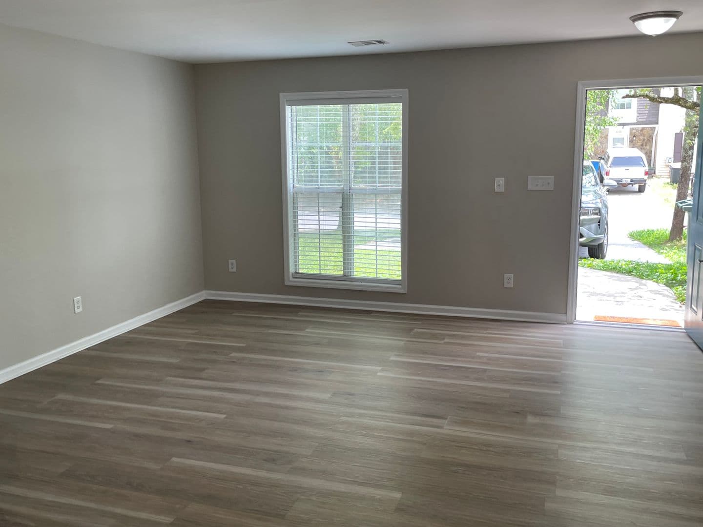 Kennesaw Townhome: 3555 Kennesaw Station Drive