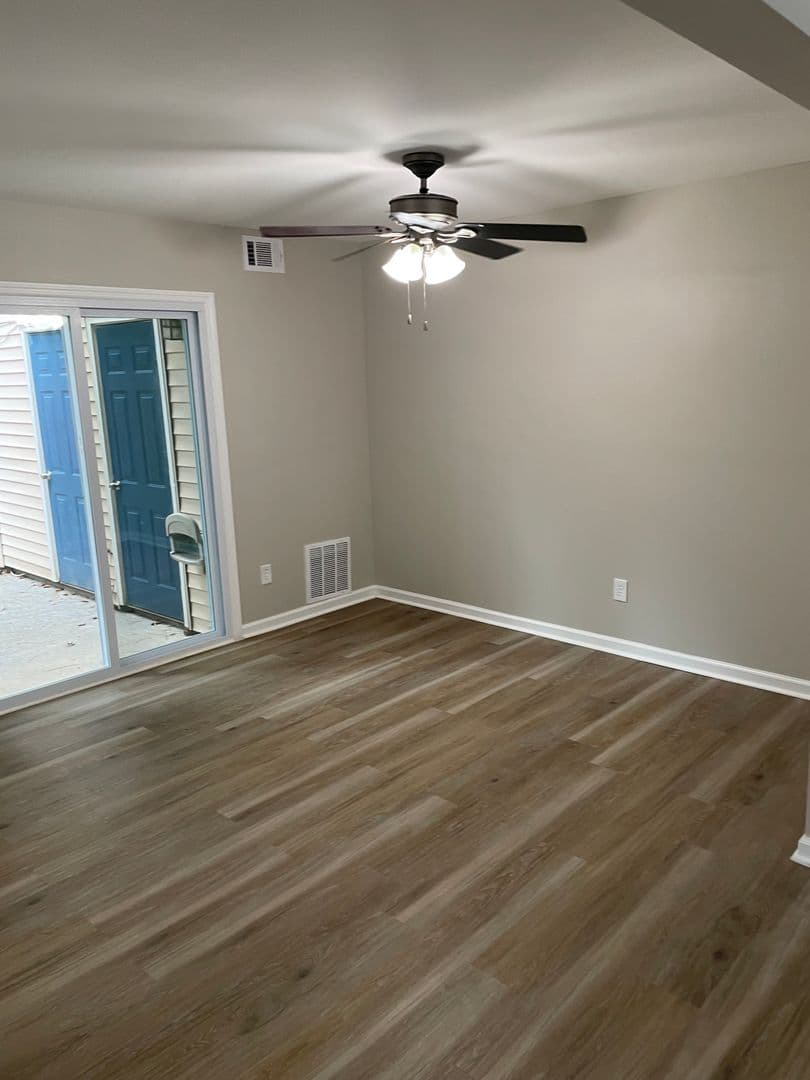 Kennesaw Townhome: 3555 Kennesaw Station Drive