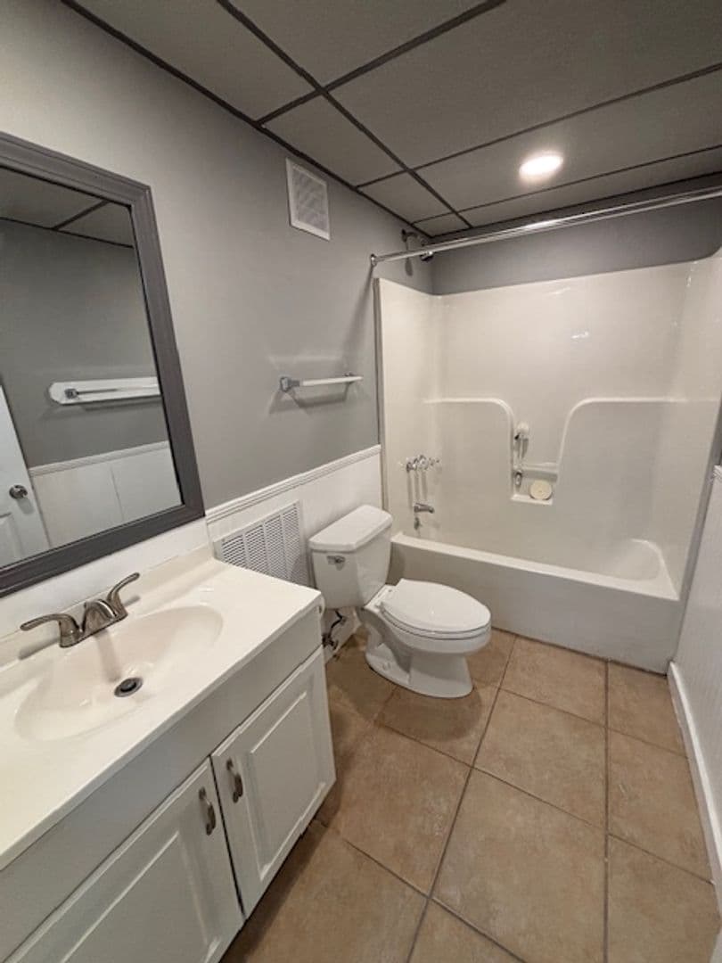 Austell Apartment: 4483 Wesley Way