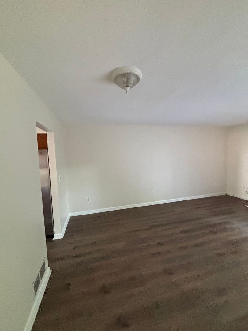 Smyrna Townhome: 1011 Windy Oaks Ct