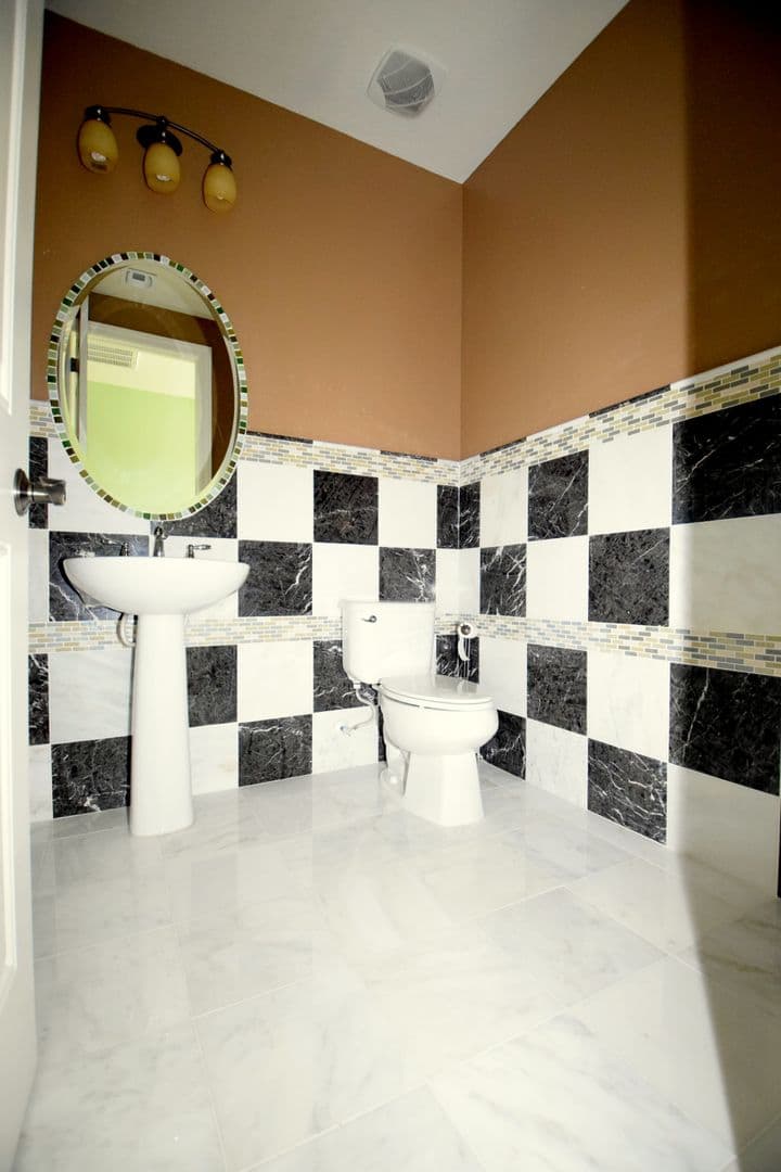 Chandler House: 2192  E Coconino Pl