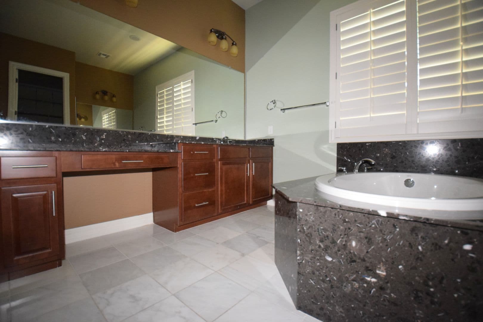 Chandler House: 2192  E Coconino Pl