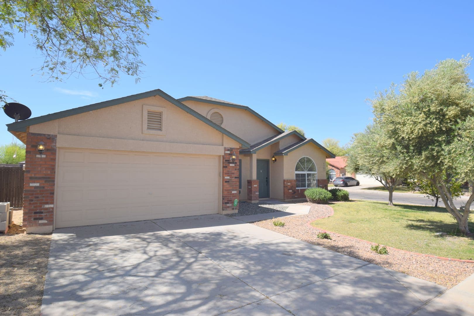 San Tan Valley House: 4307 E Meadow West Lane