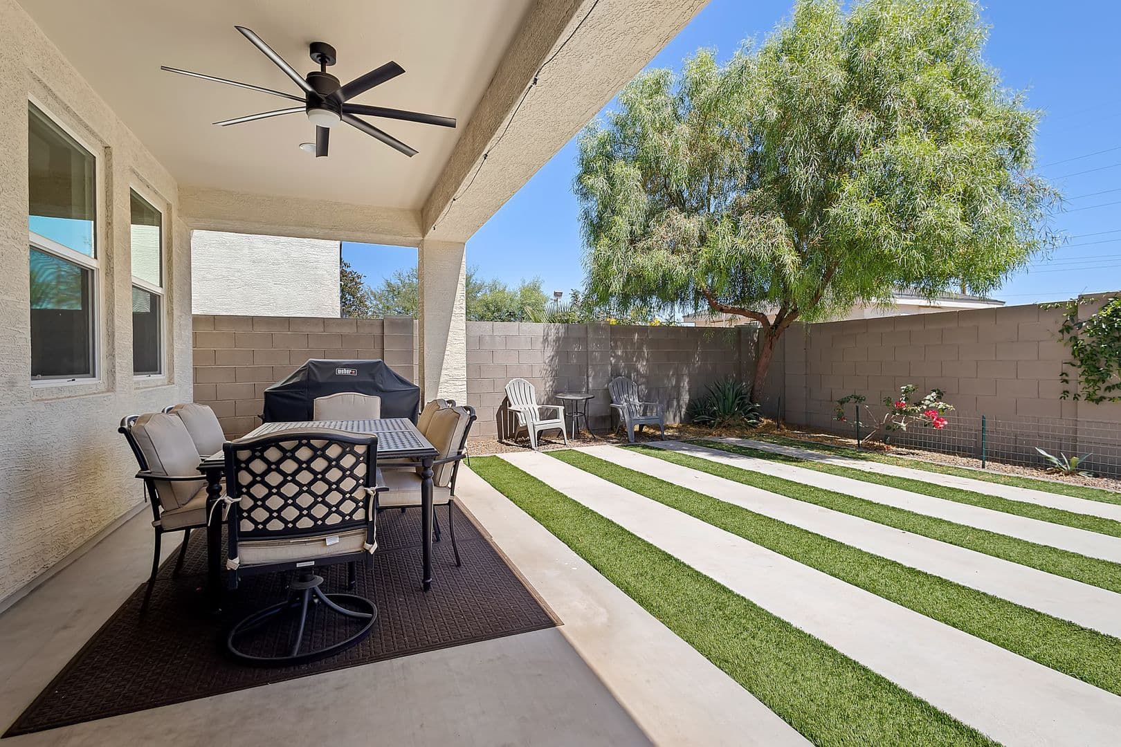 Phoenix House: 2319 W. Darrow St.