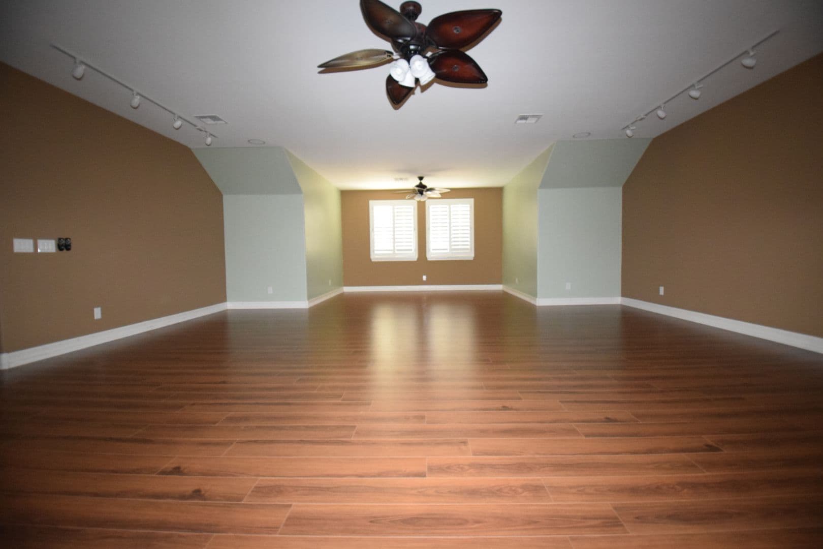 Chandler House: 2192  E Coconino Pl