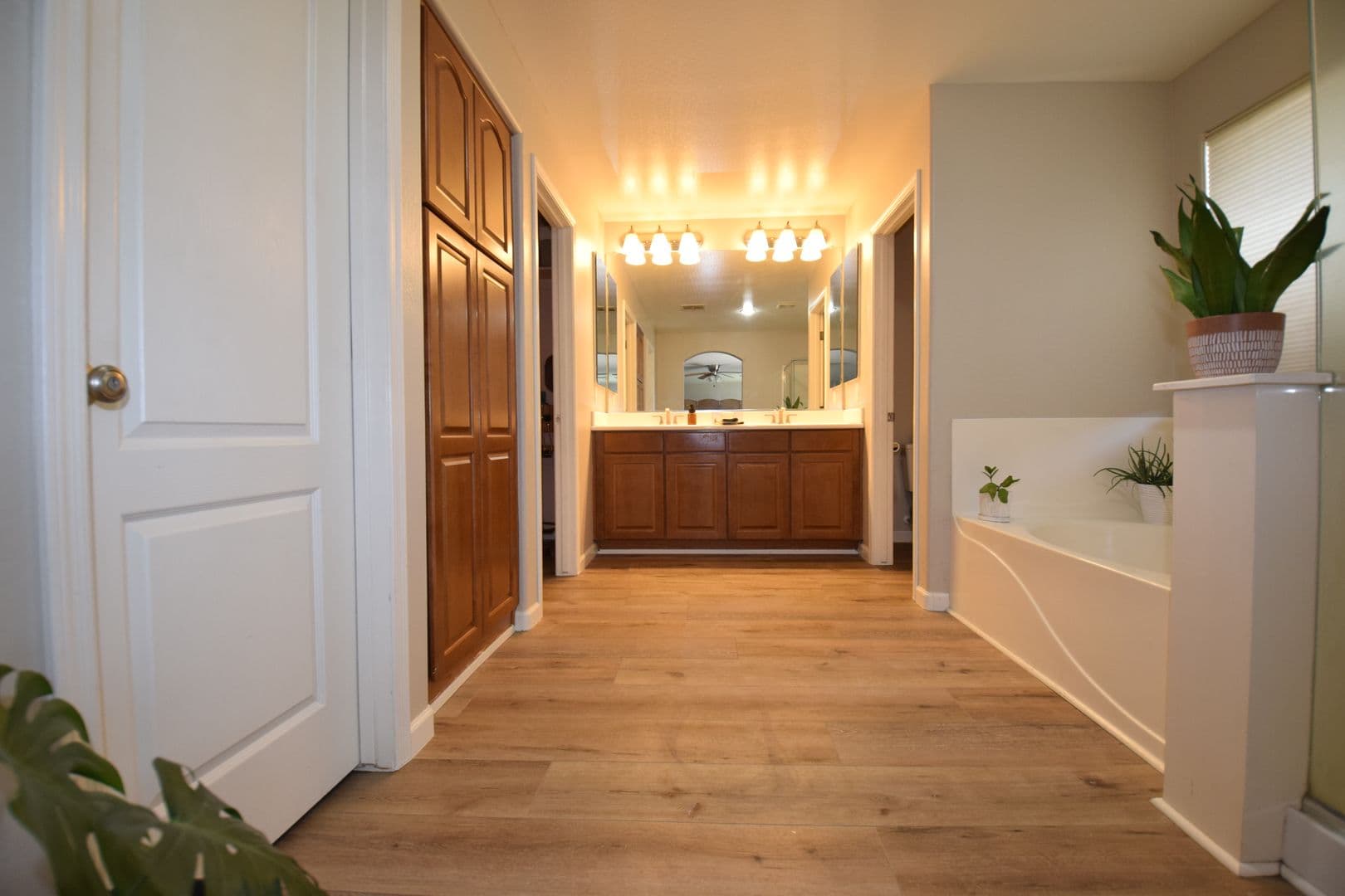 Casa Grande House: 232 S LA AMADOR TRL