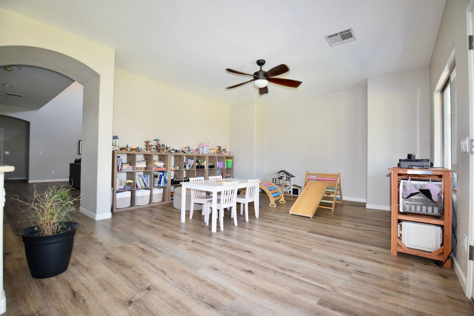 Casa Grande House: 232 S LA AMADOR TRL