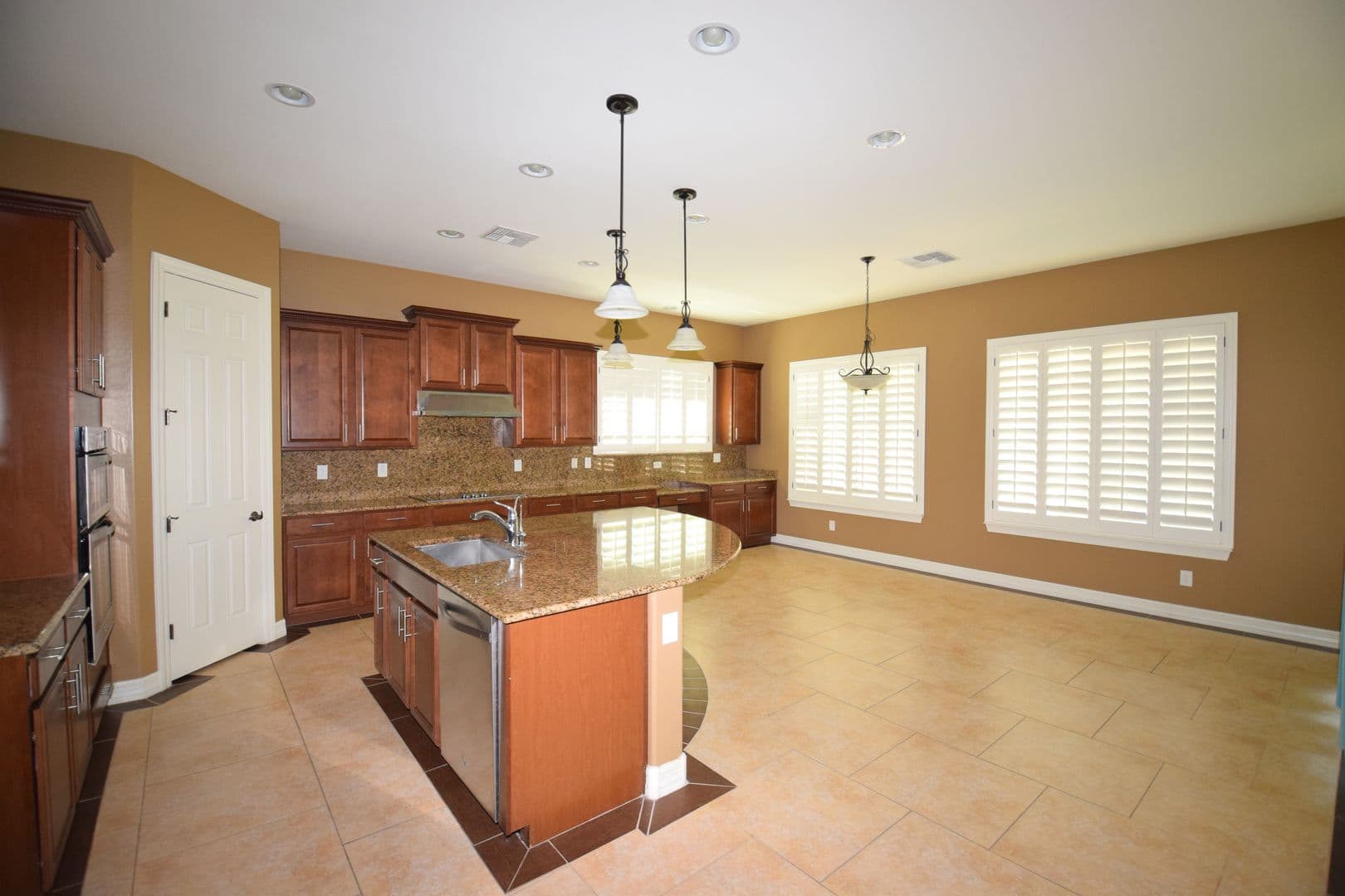 Chandler House: 2192  E Coconino Pl