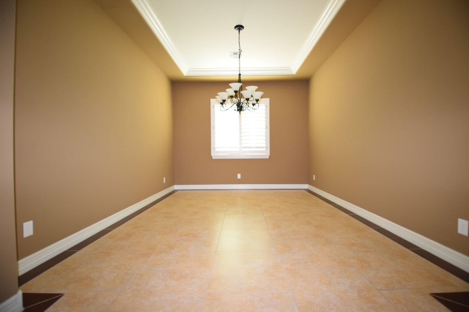 Chandler House: 2192  E Coconino Pl
