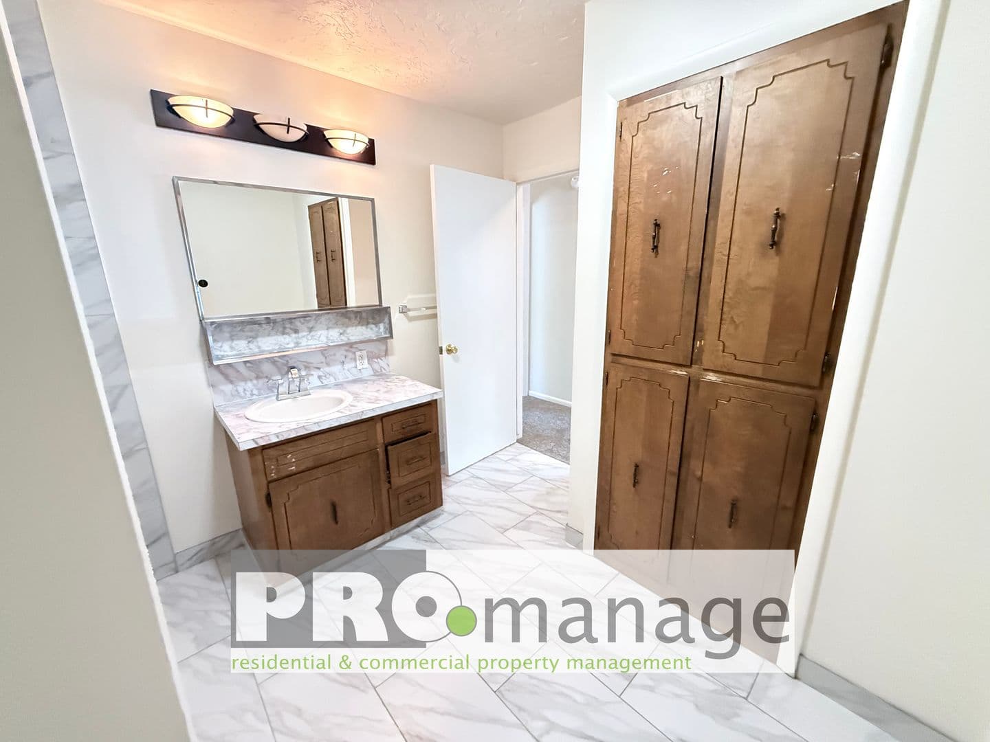 Idaho Falls Apartment: 588 L St.