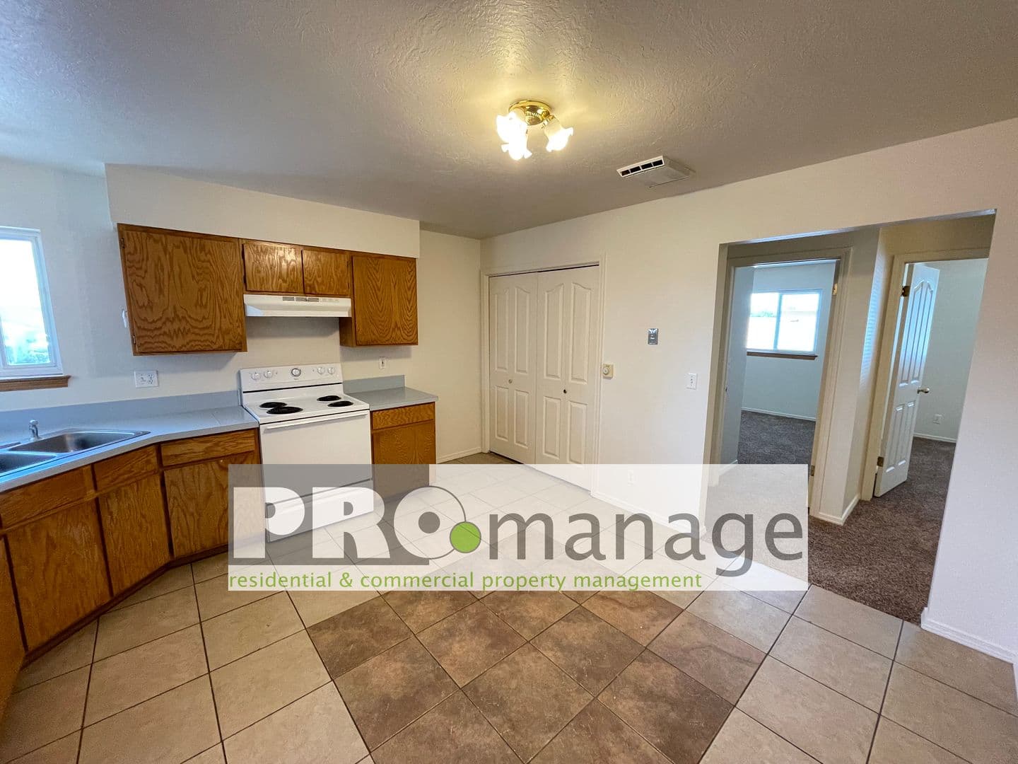 Idaho Falls Apartment: 2185 Stace St. #1
