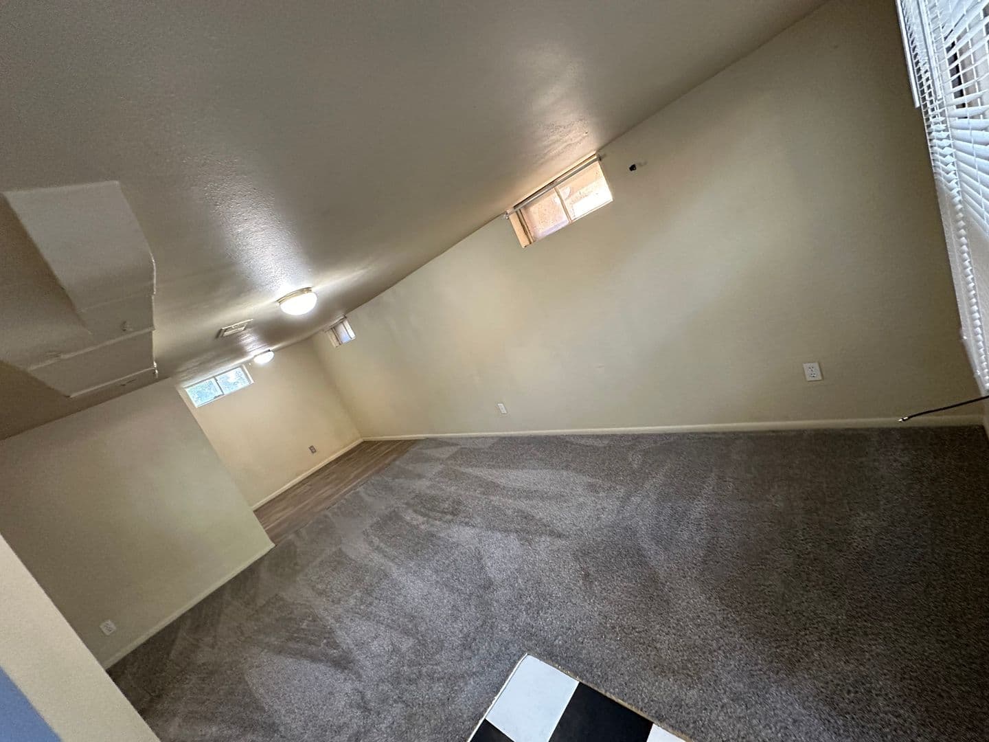 Boulder Apartment: 533 22nd Street