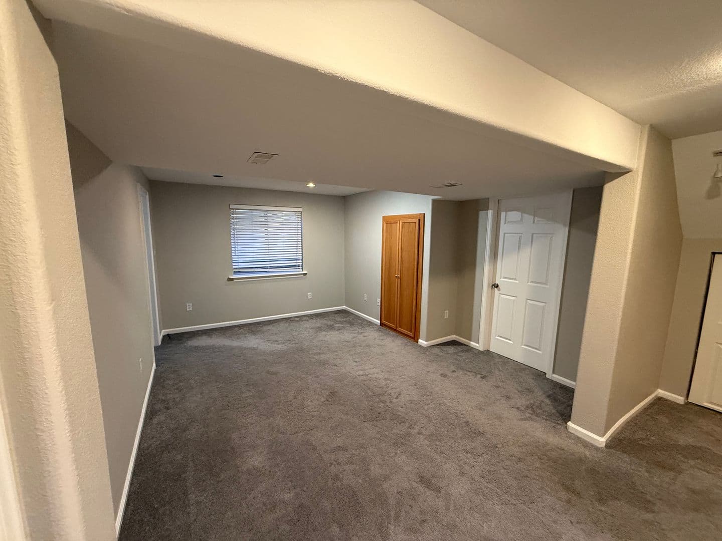 Superior House: 2002 Grayden Ct