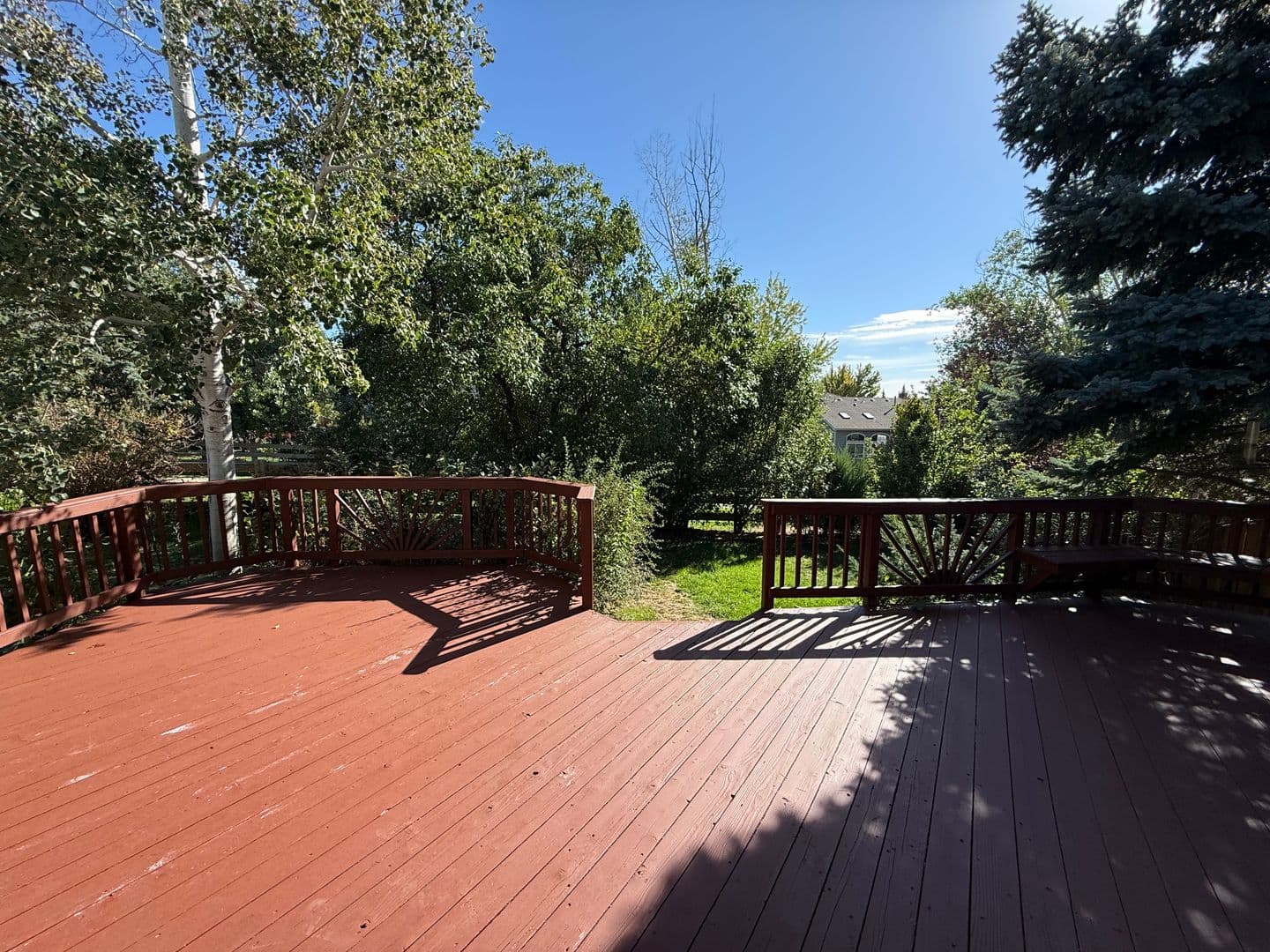 Superior House: 2002 Grayden Ct