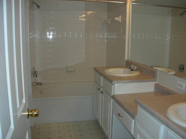 Superior House: 1644 Egret Way