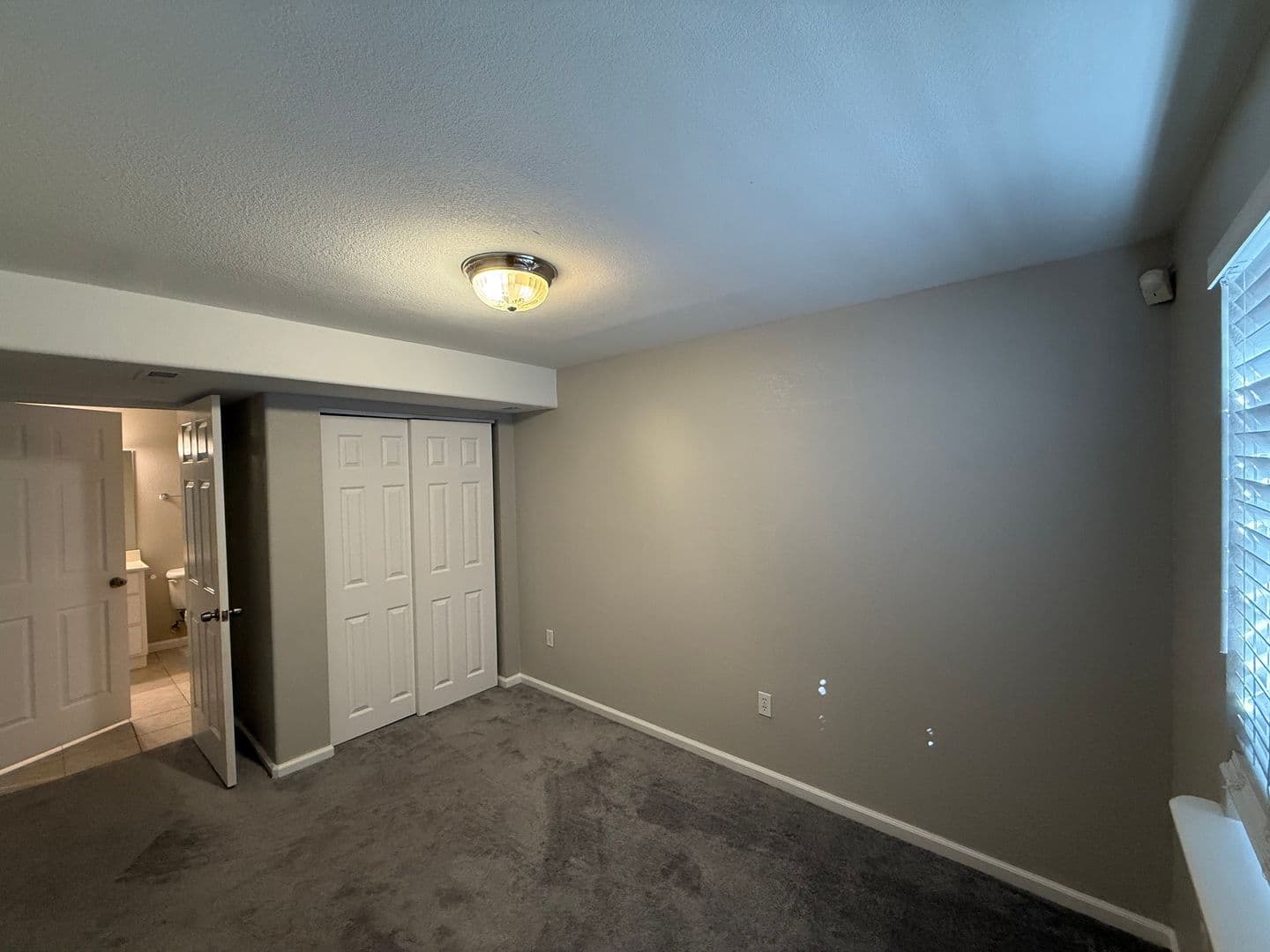 Superior House: 2002 Grayden Ct