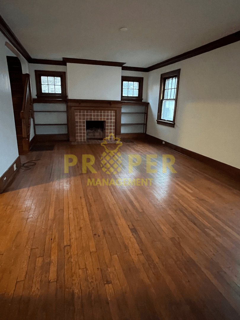 Dayton House: 121 Marson Dr