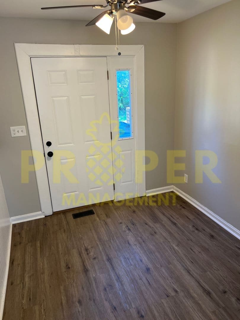 Dayton Apartment: 3546 Dorham Pl