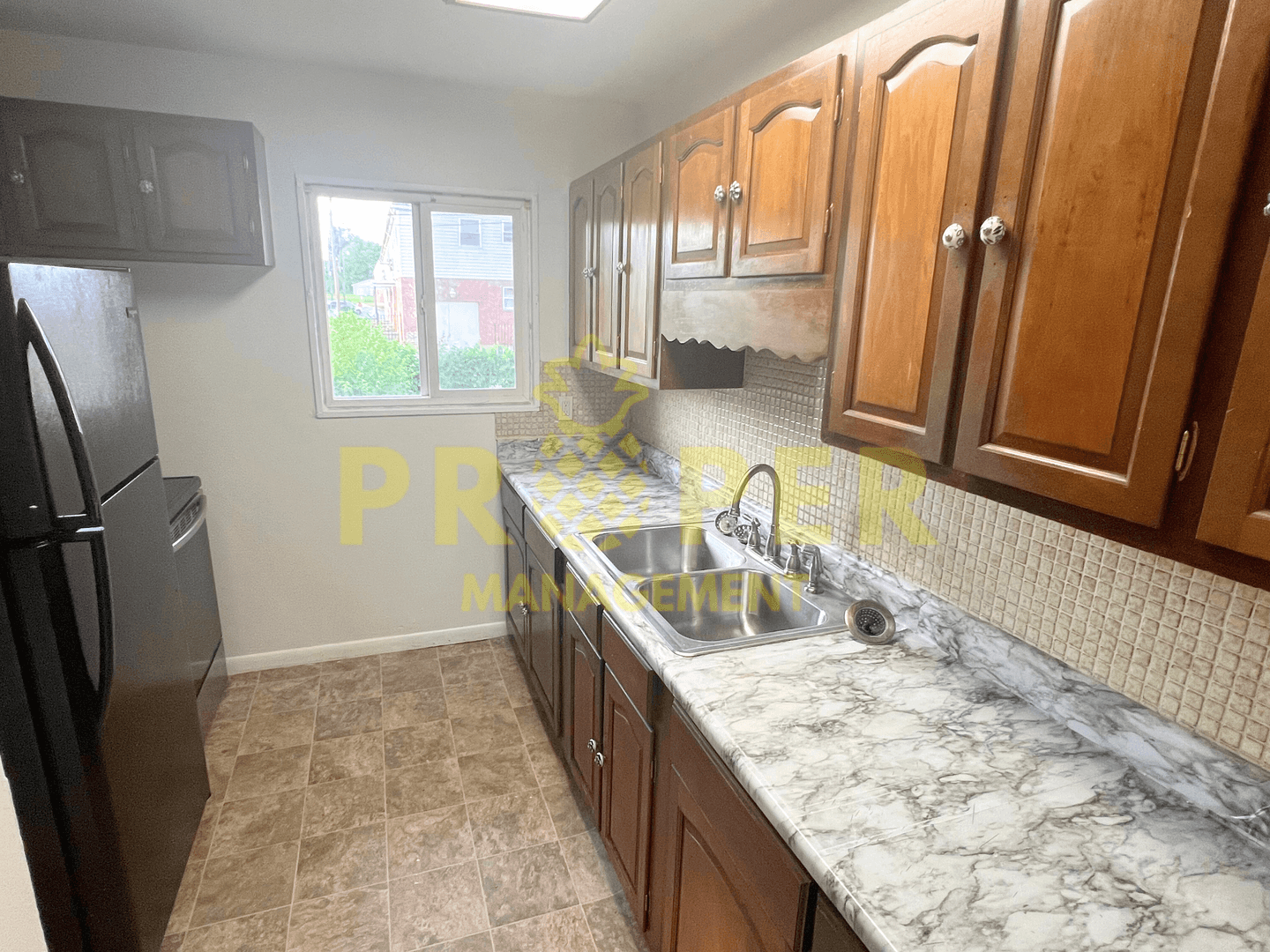 Dayton House: 1515 W Stewart St