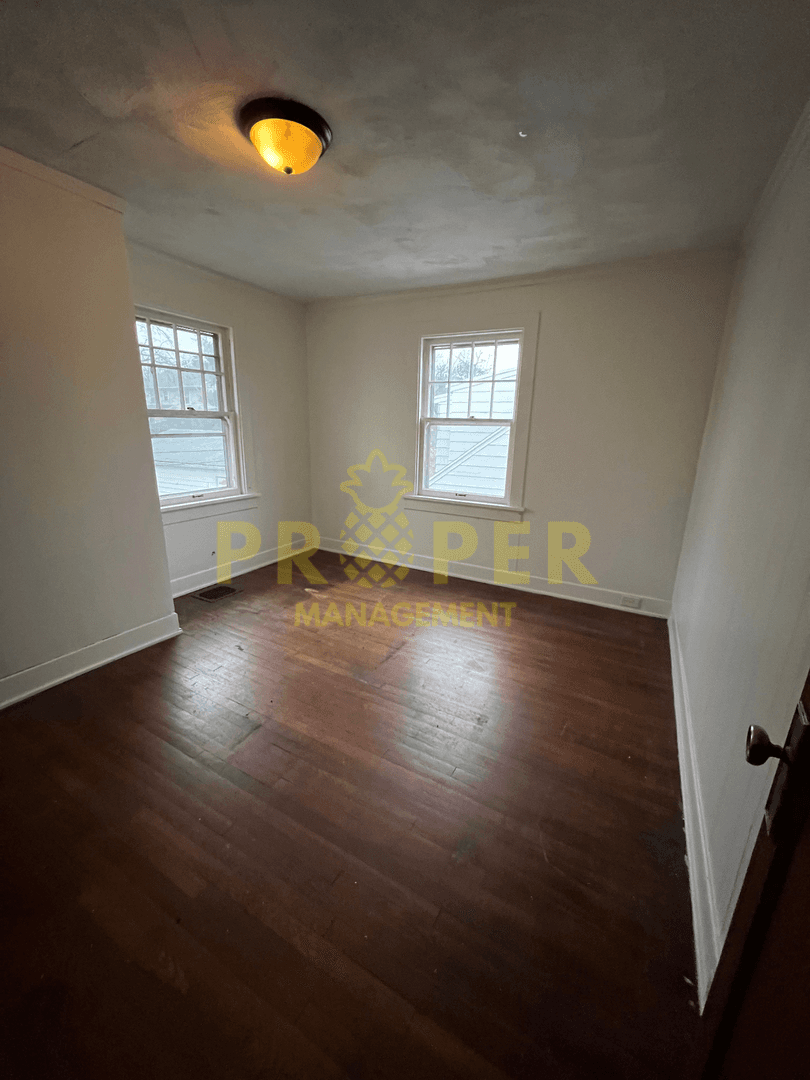 Dayton House: 121 Marson Dr
