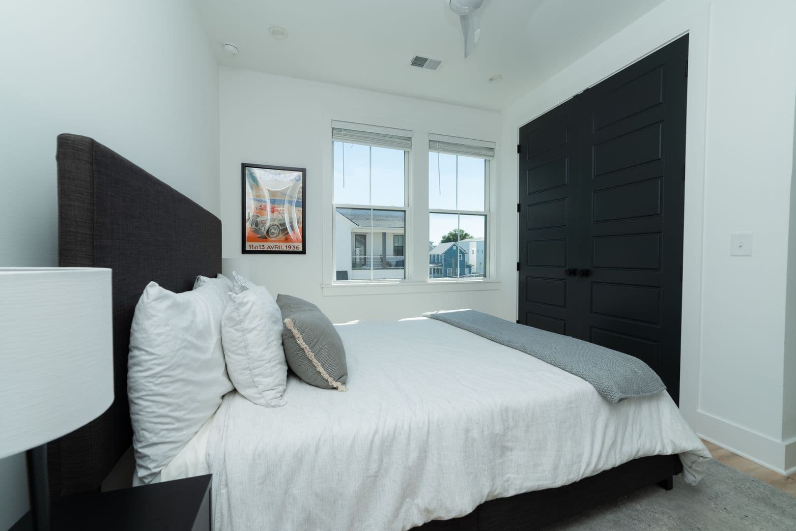 Charleston House: 104 Cooper Street