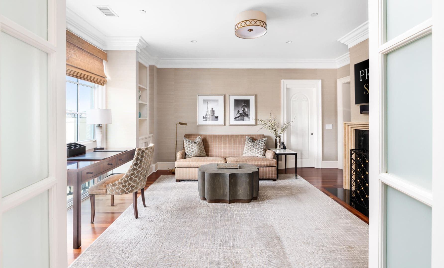 Charleston House: 5 Middle Atlantic Wharf