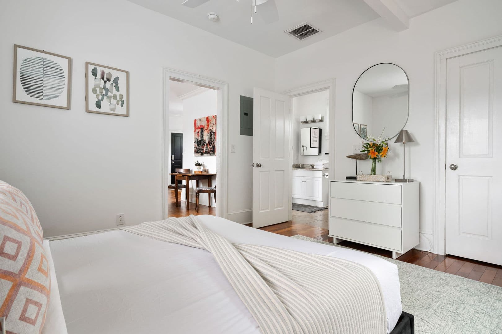 Charleston Apartment: 314 Ashley Avenue