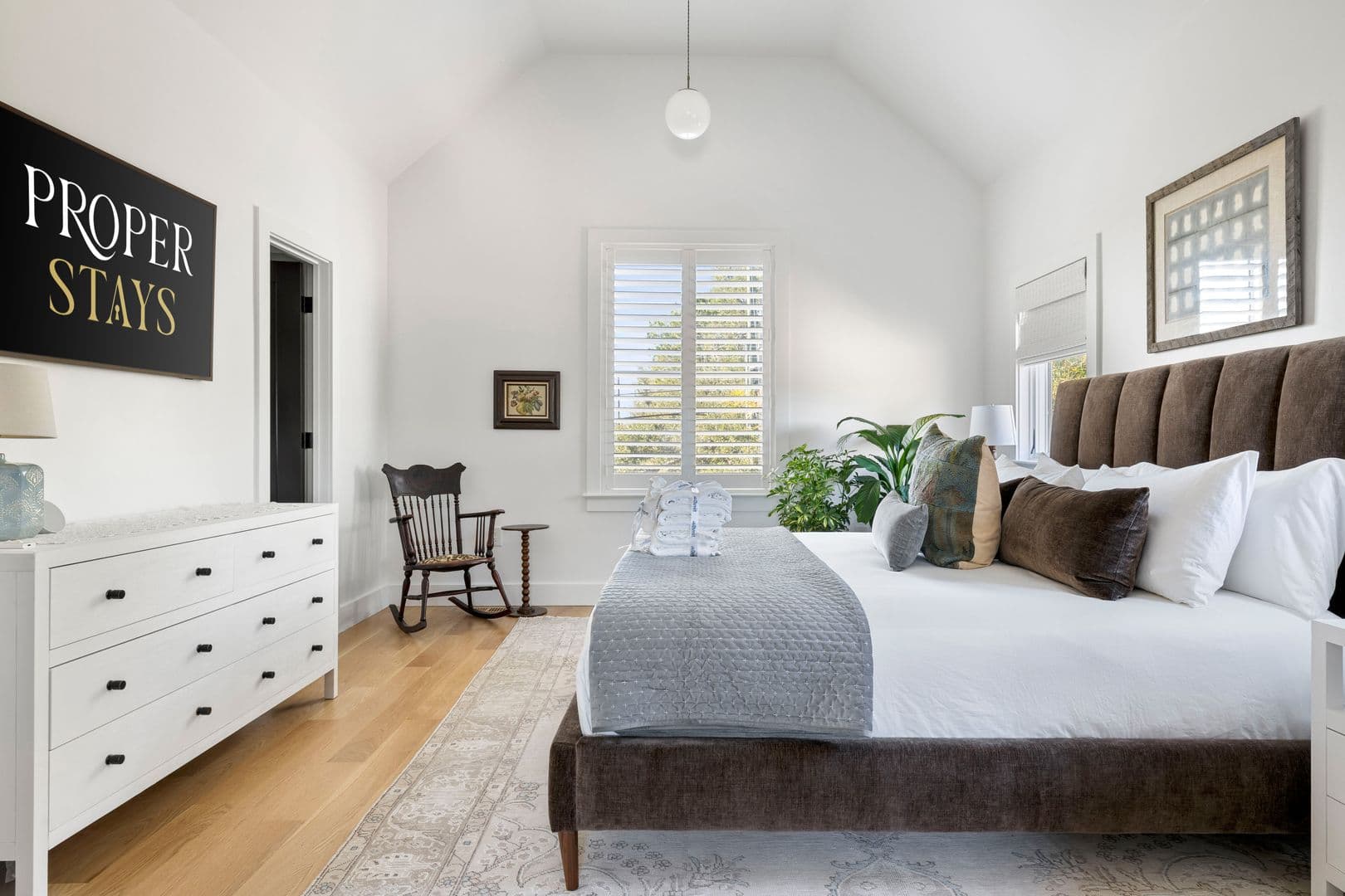 Charleston House: 36 10th Avenue