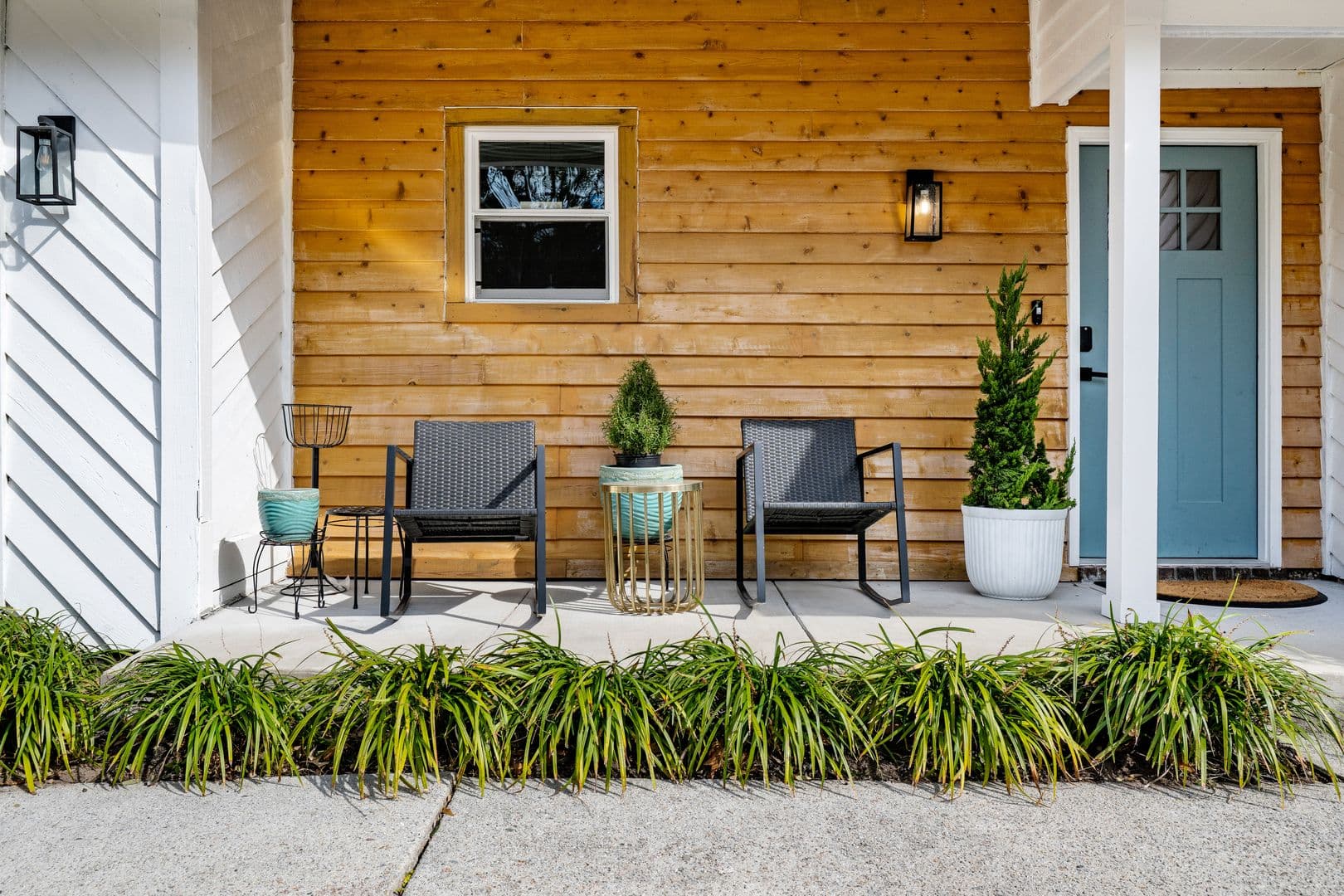Charleston House: 14 Hillcreek Blvd