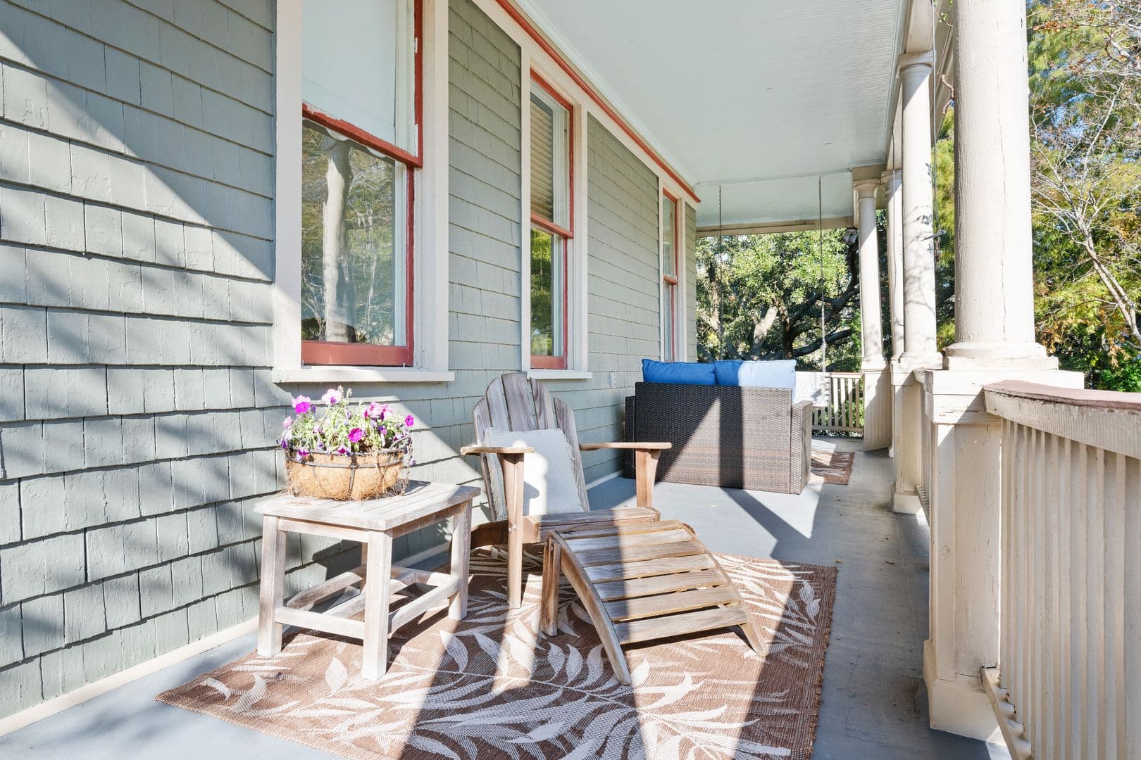 Charleston House: 118 Rutledge Avenue