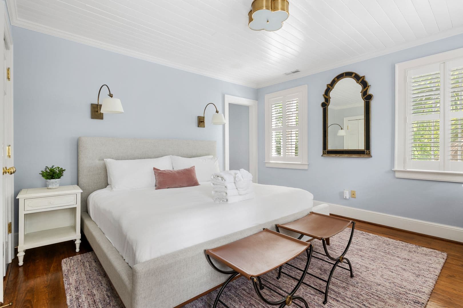 Charleston House: 84 1/3 King Street